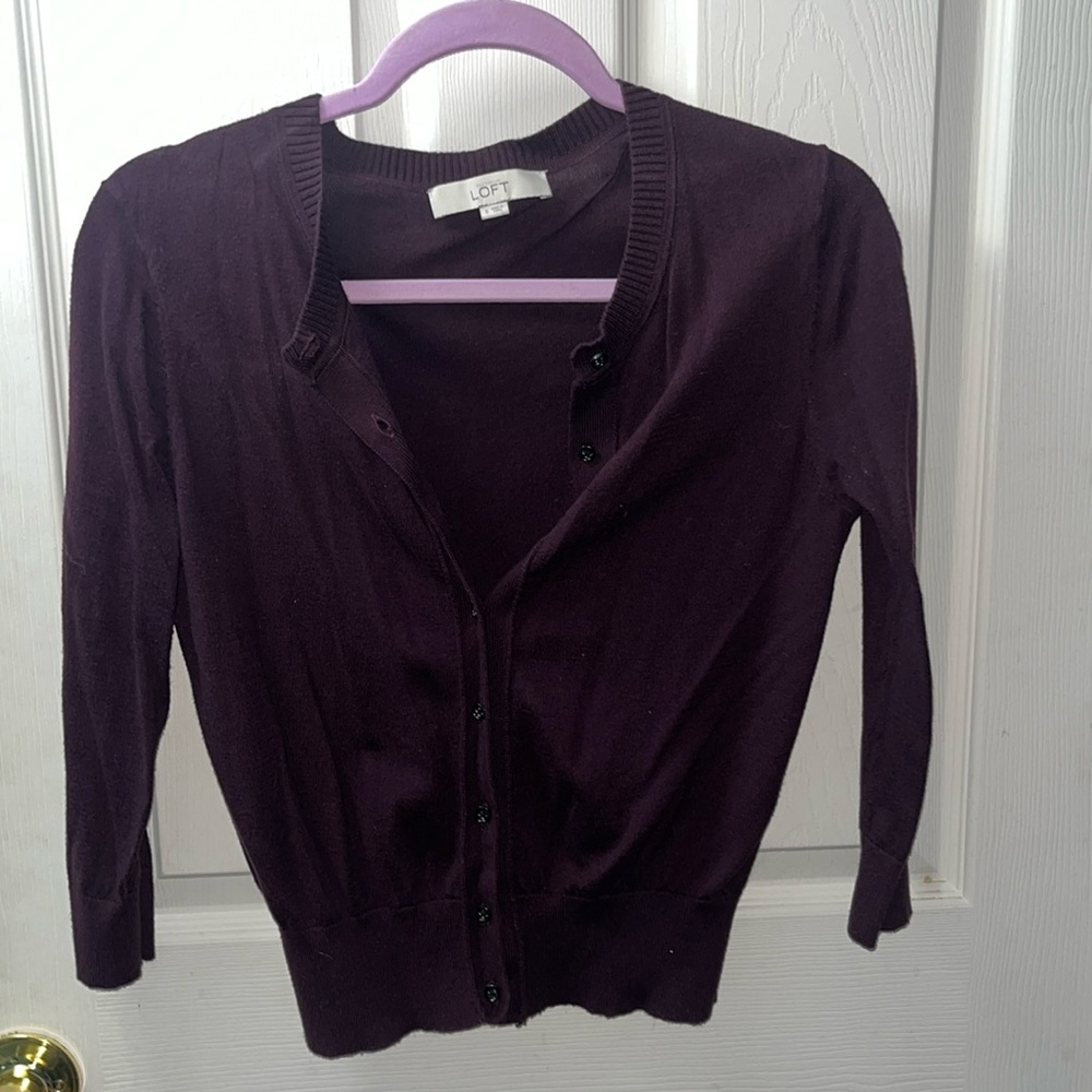 BUY 2 GET 2 FREE 
Ann Taylor plum cardigan in size S, with life left to it
